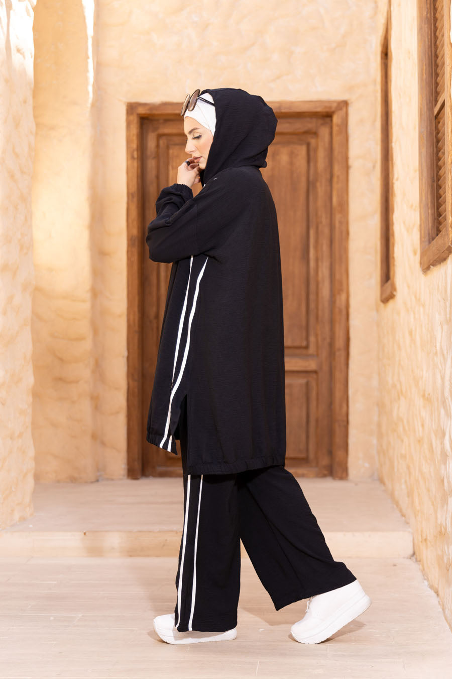 ترينج سوت 896