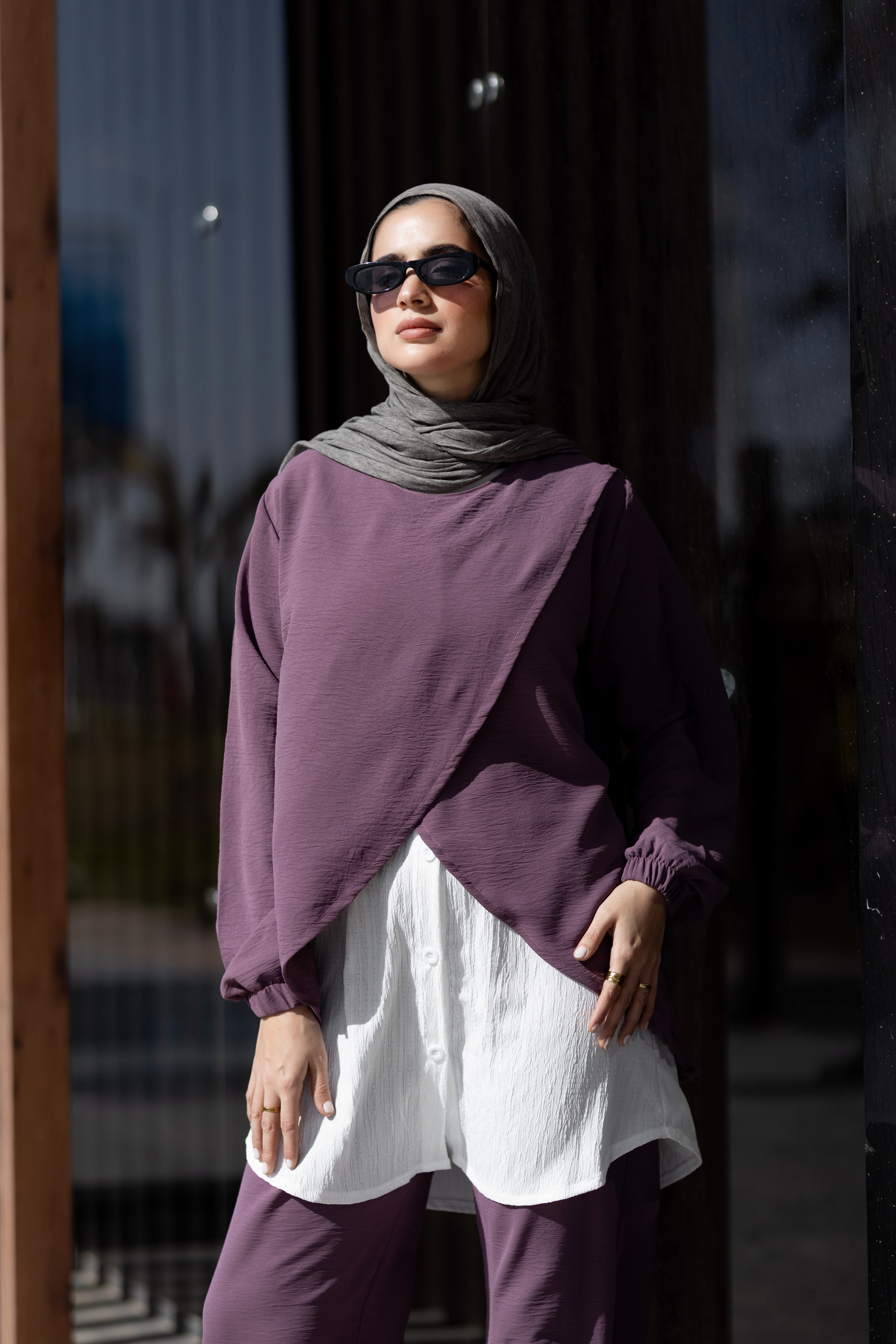 Modest Suit 942
