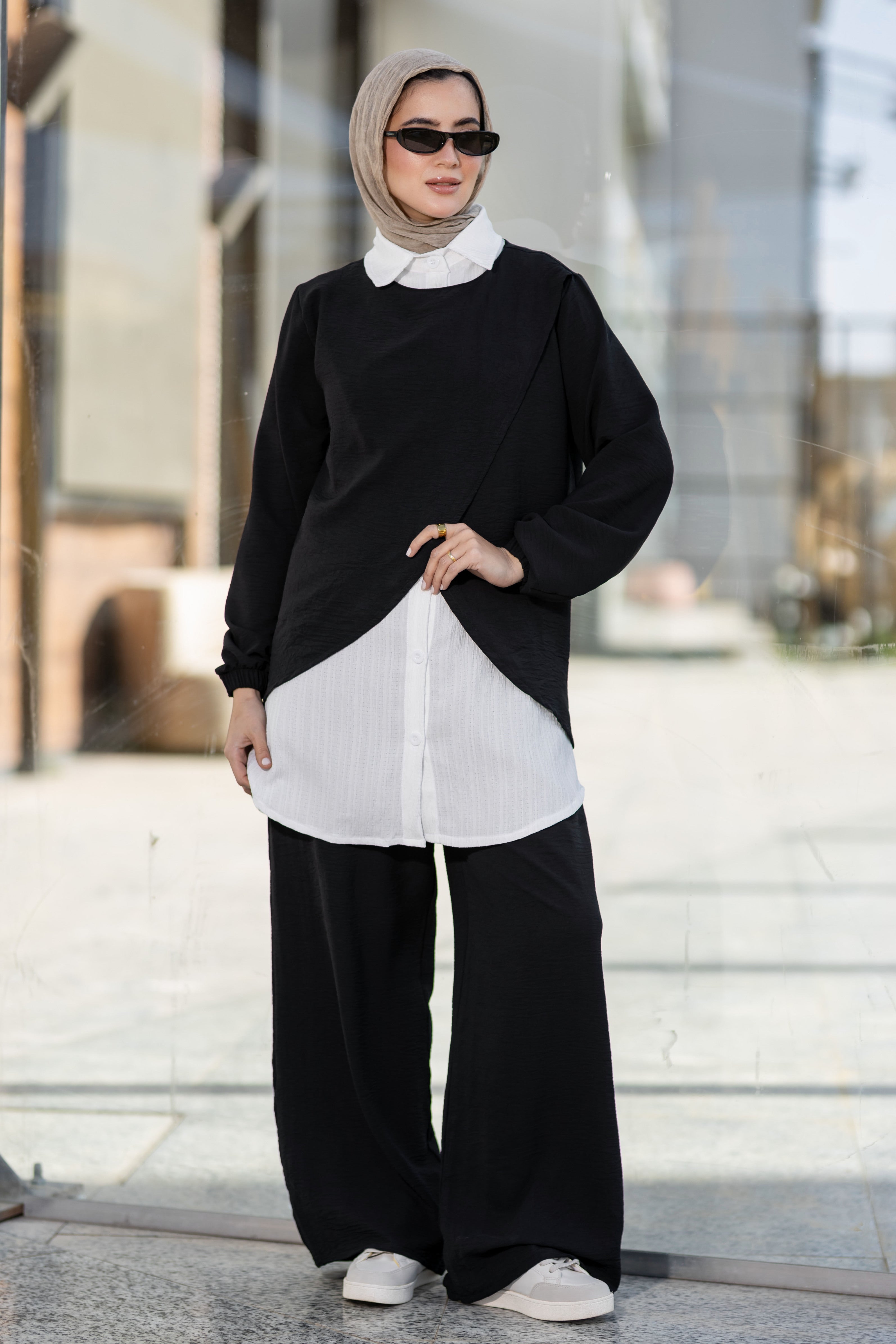 Modest Suit 942
