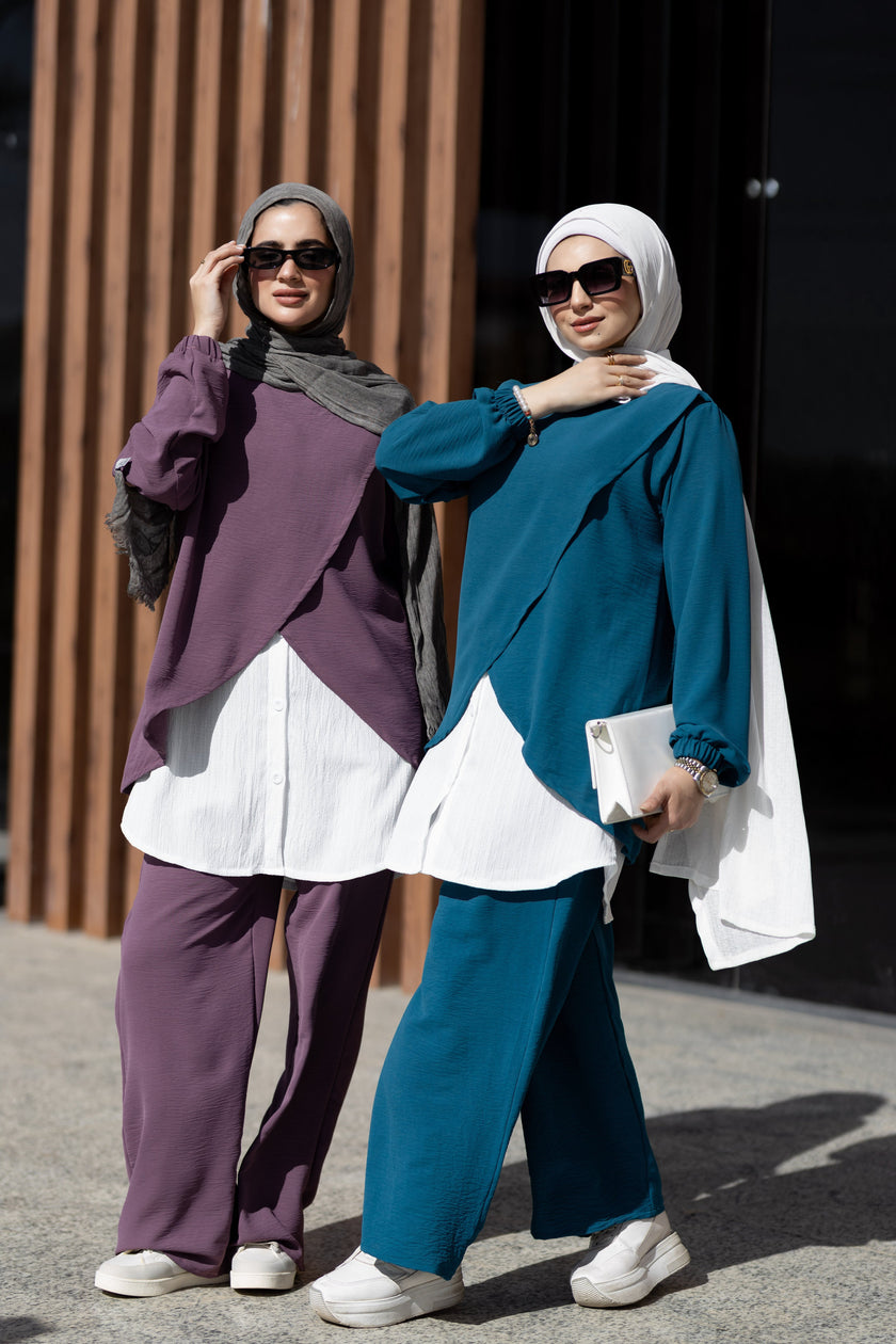 Modest Suit 942