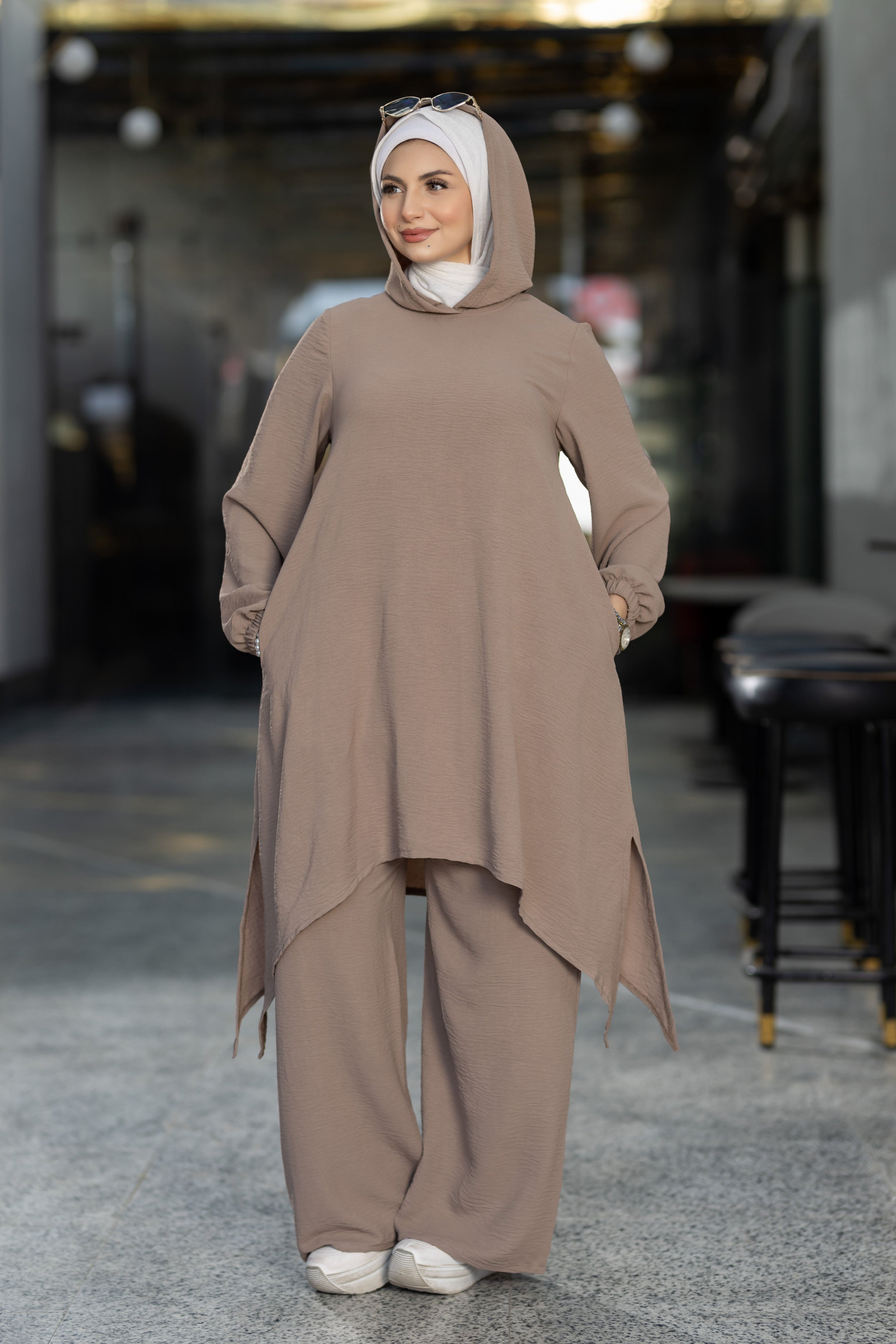 Modest Suit 943