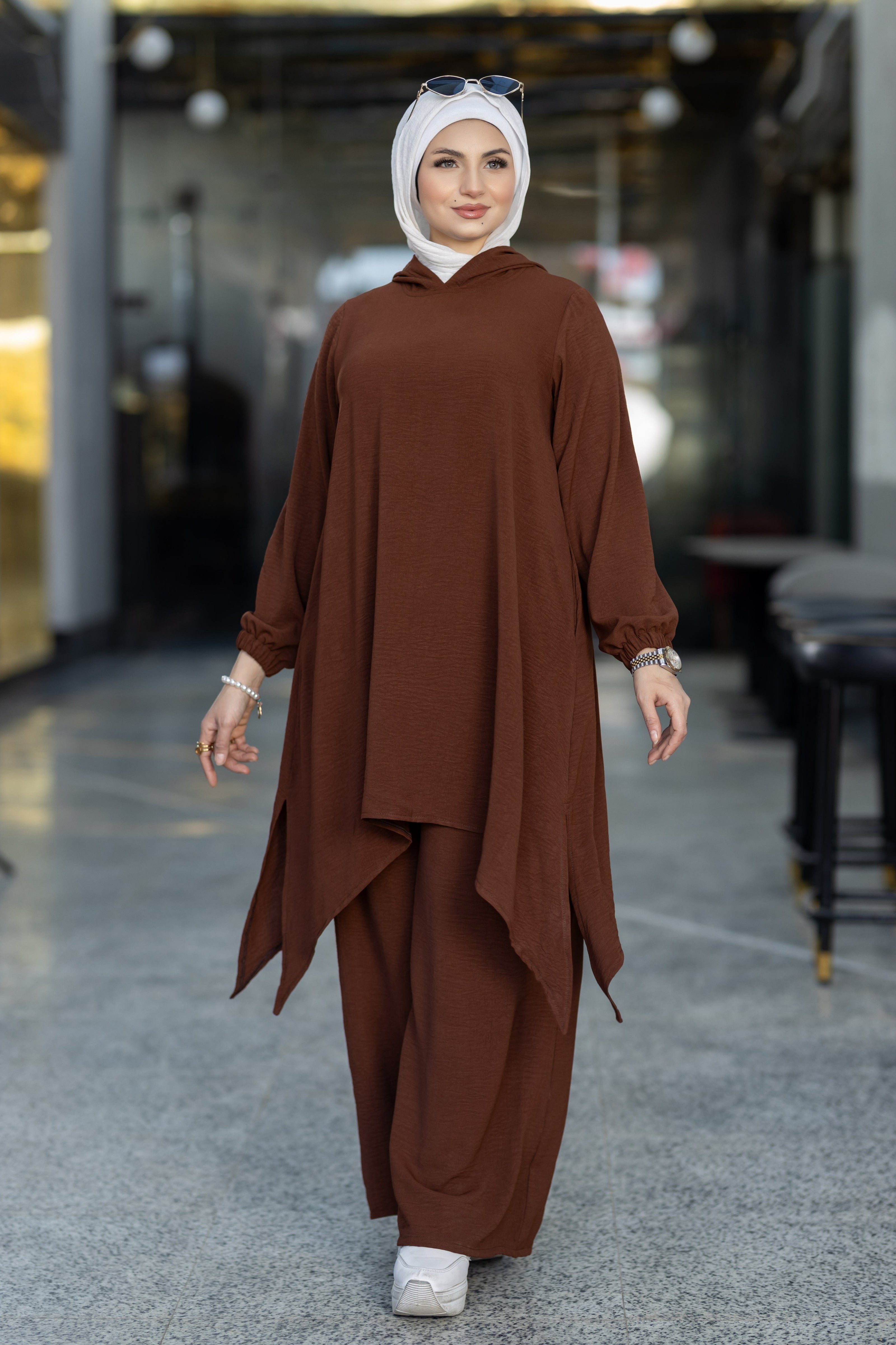 Modest Suit 943