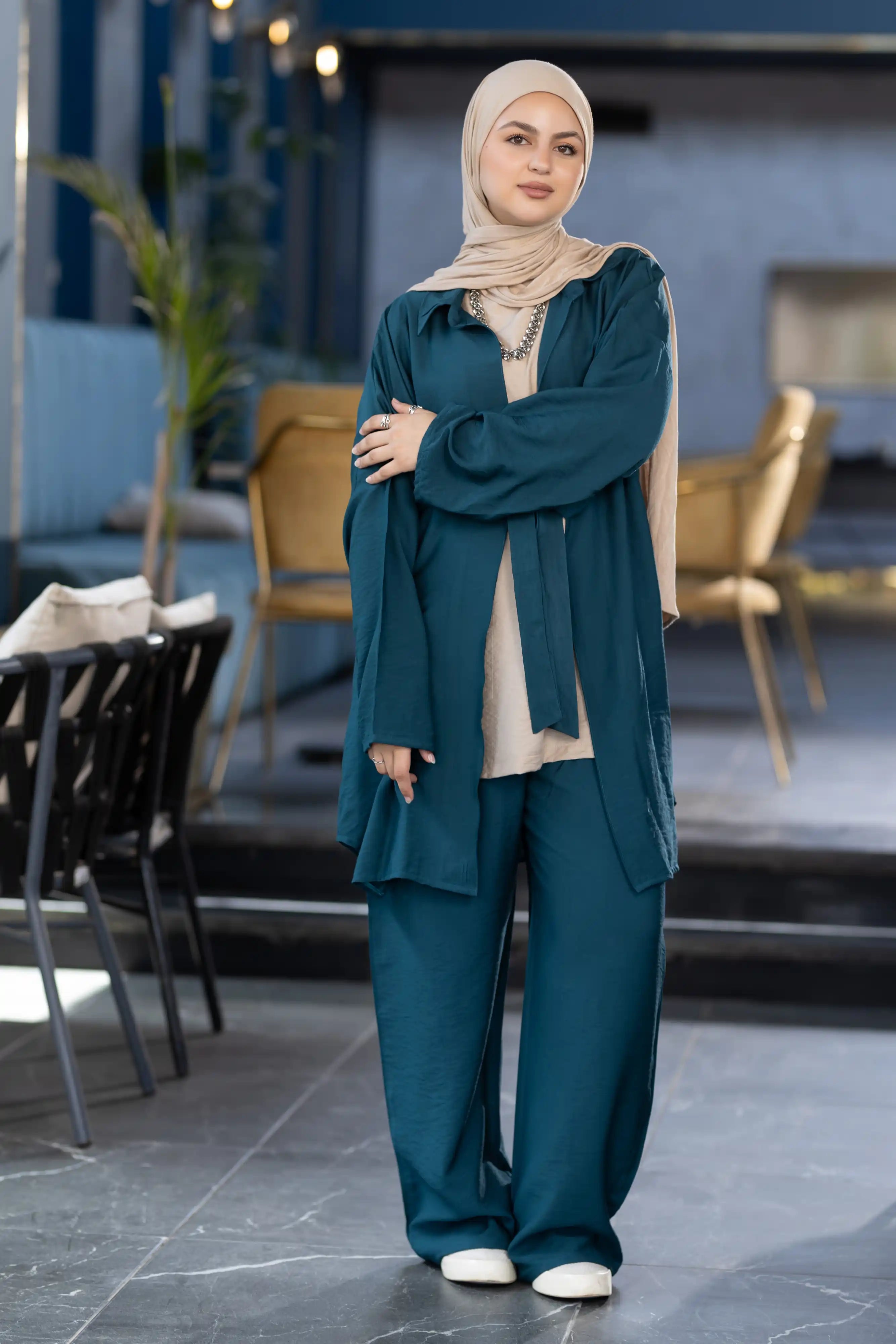 Modest Suit 944