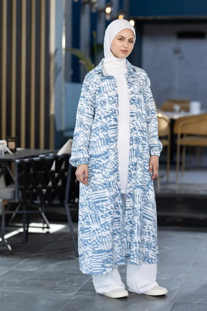 Modest Suit 945