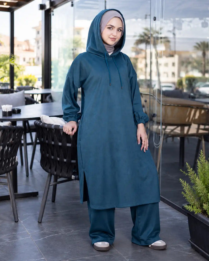 Modest Suit 975