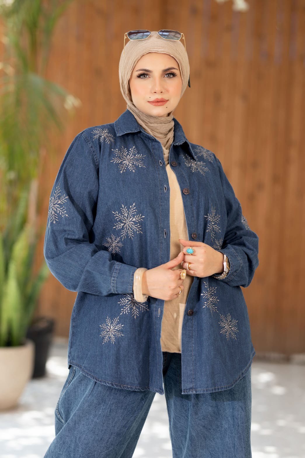 Embroidered Denim Shirt 954