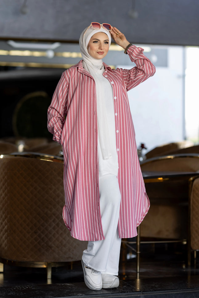Modest basic chemise 940