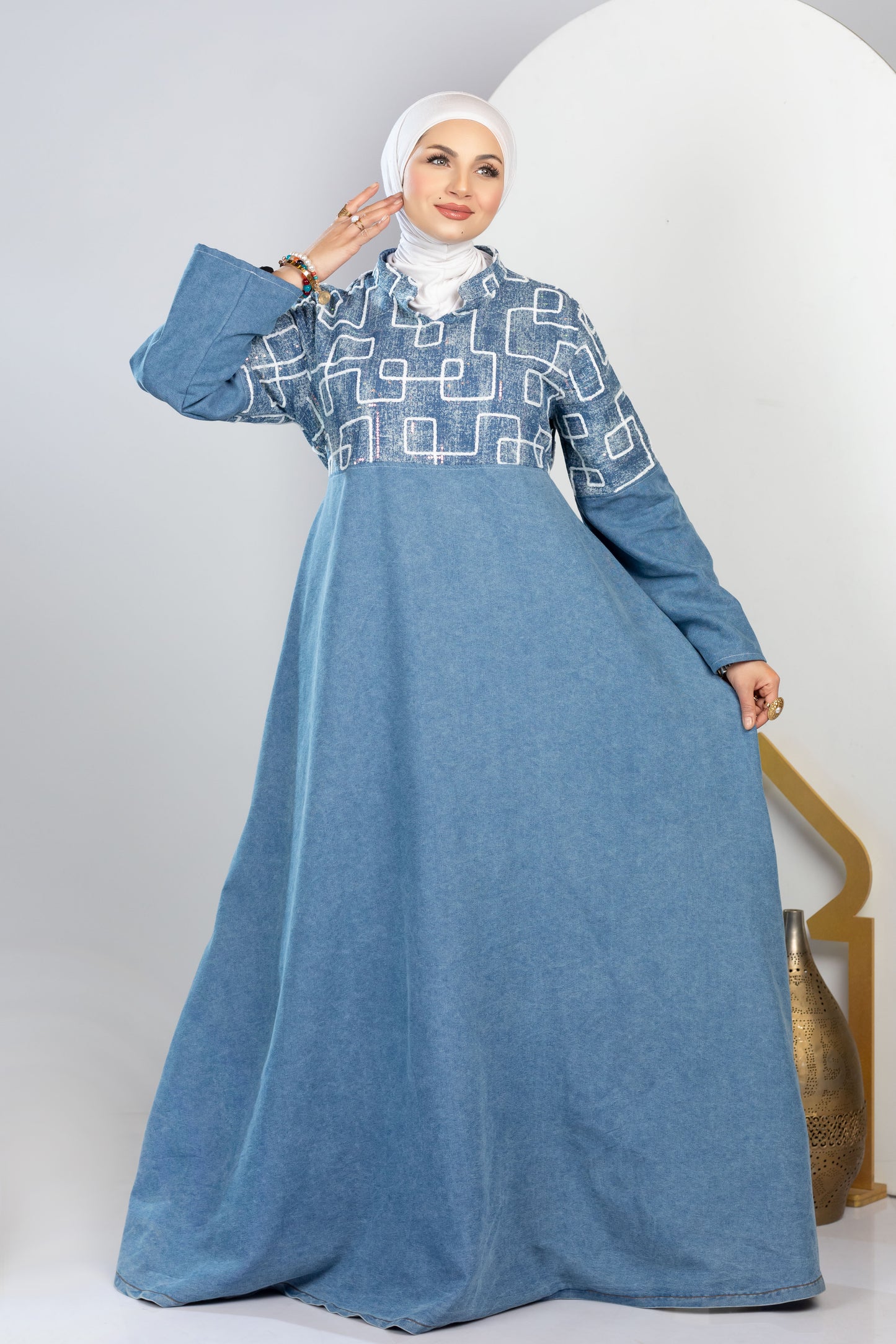 دريس جينز مطرز 930