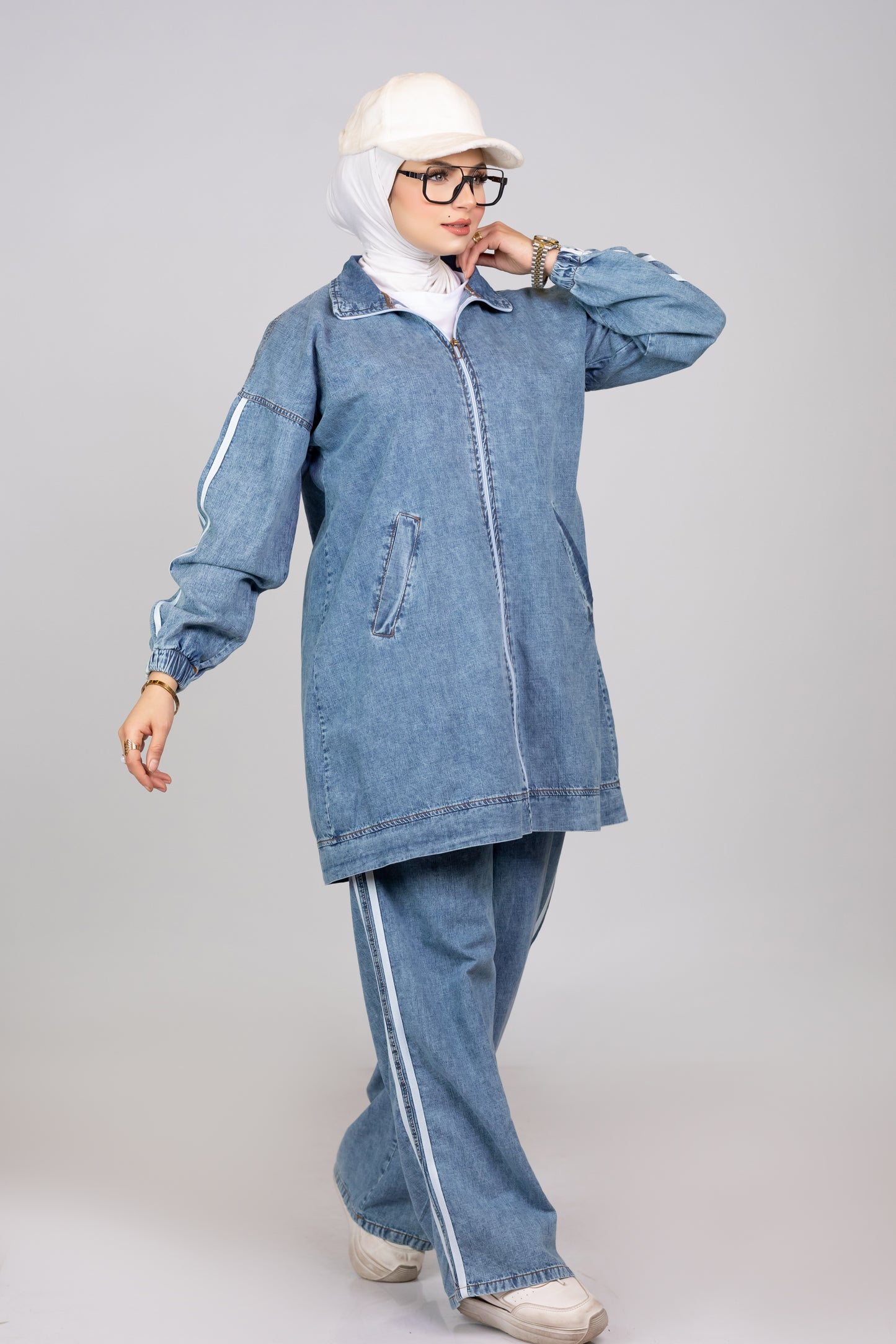 929 سوت جينز صيفي