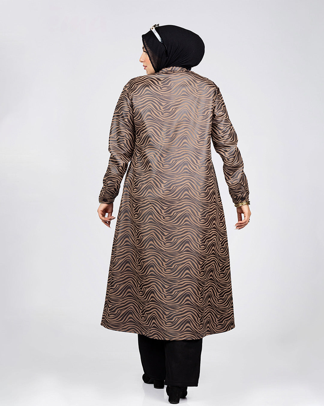 Suede scuba jacket with leather trim 905