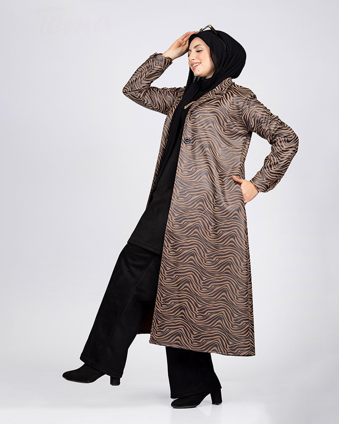 Suede scuba jacket with leather trim 905
